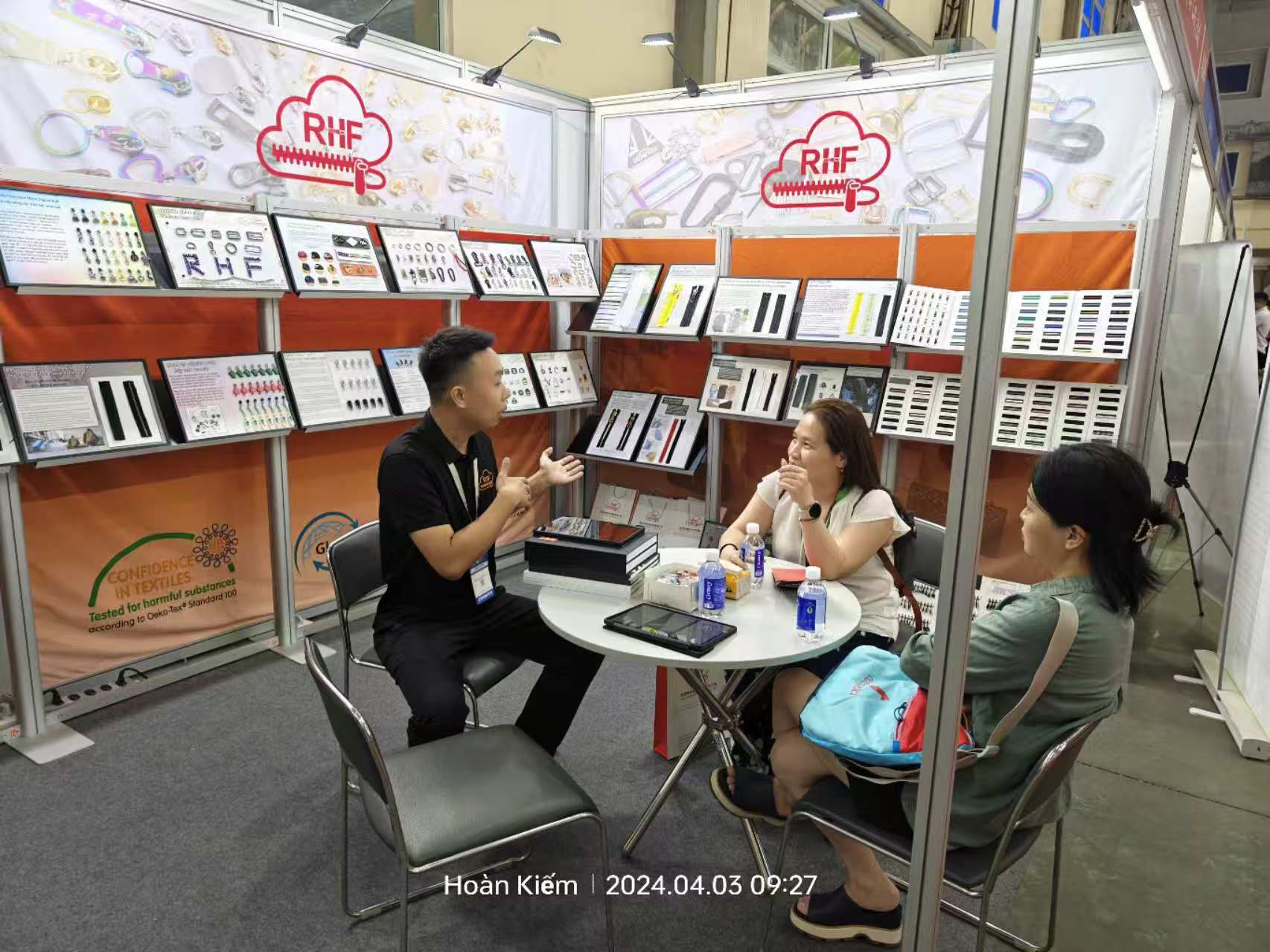 RHF Zipper team presenting products at a global exhibition
